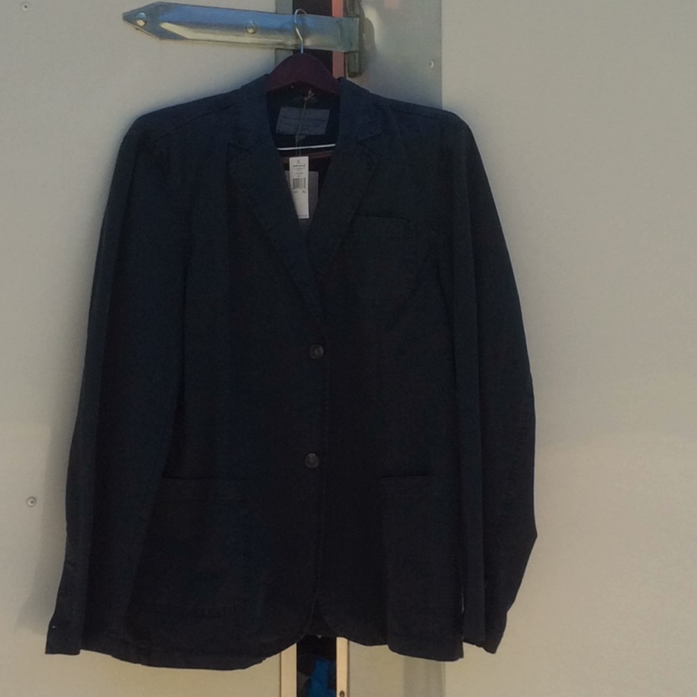 Casual sport coat style lightweight jacket